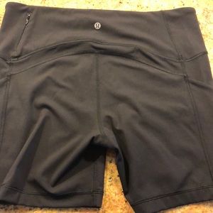 Lululemon Black Bike shorts with side pockets